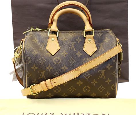 authentic louis vuitton speedy.